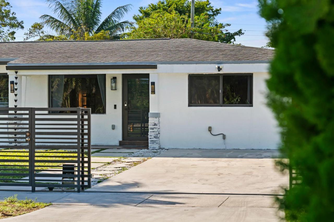 Сasa de vacaciones Luxury Getaway With Retreat Heated Pool And Jacuzzi L31 Miami